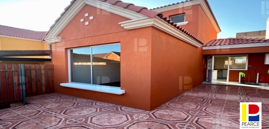 Casa Aislada de 2 Pisos en Venta