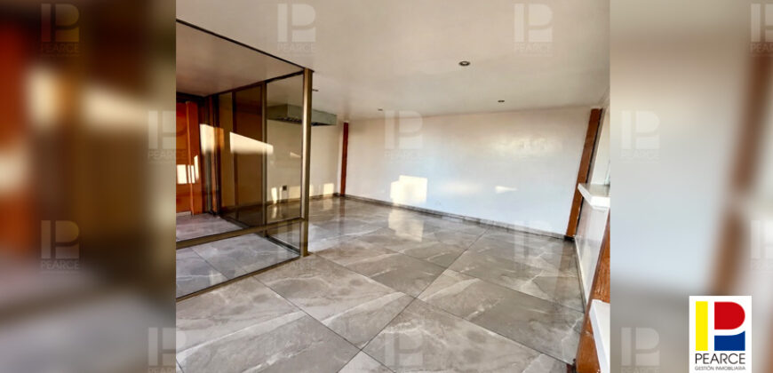 Casa Aislada de 2 Pisos en Venta