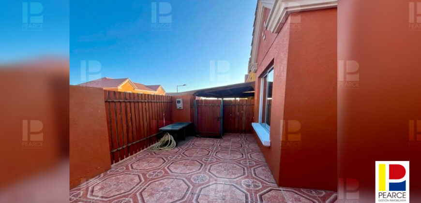 Casa Aislada de 2 Pisos en Venta