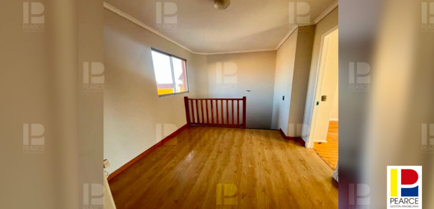 Casa Aislada de 2 Pisos en Venta
